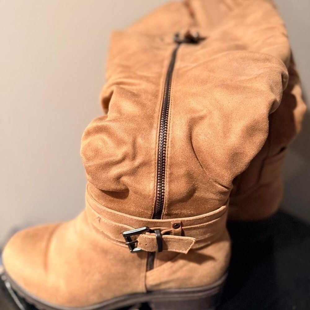 Torrid Women's Tan and Brown Boots